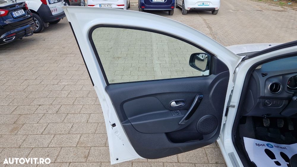 Dacia Logan 1.0 SCe Laureate - 10