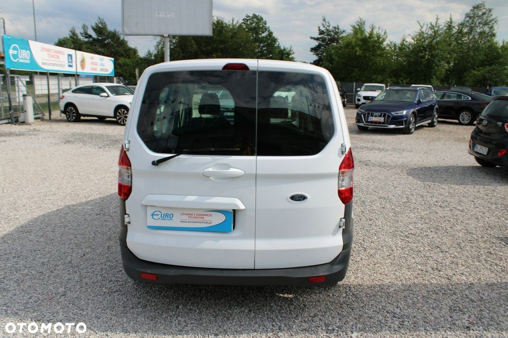 Ford Transit Courier - 7