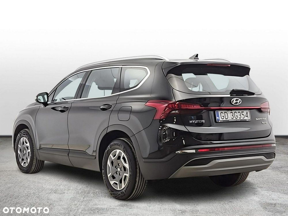 Hyundai Santa Fe - 3