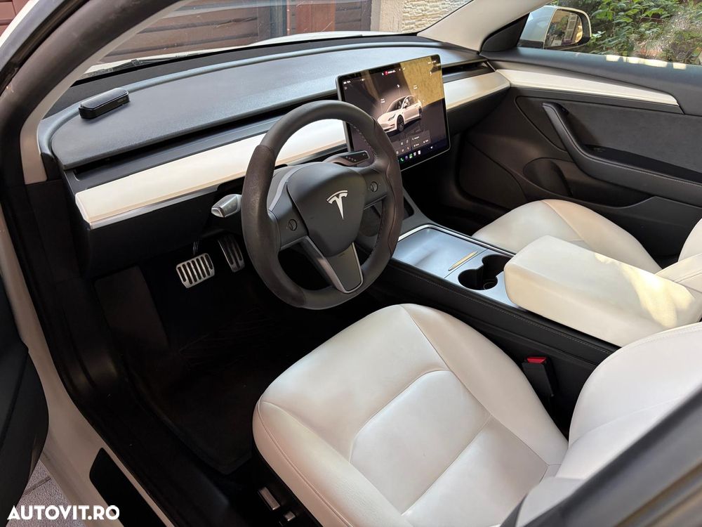 TESLA Model 3 2022 — imagine 10
