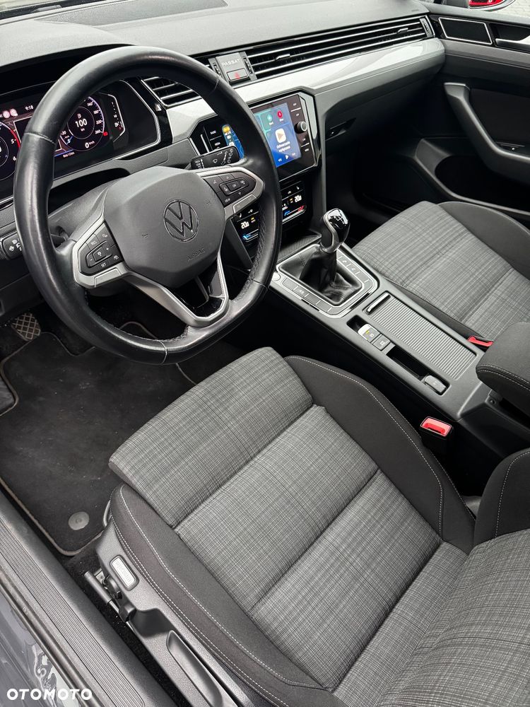 Volkswagen Passat 2.0 TDI EVO Business - 10