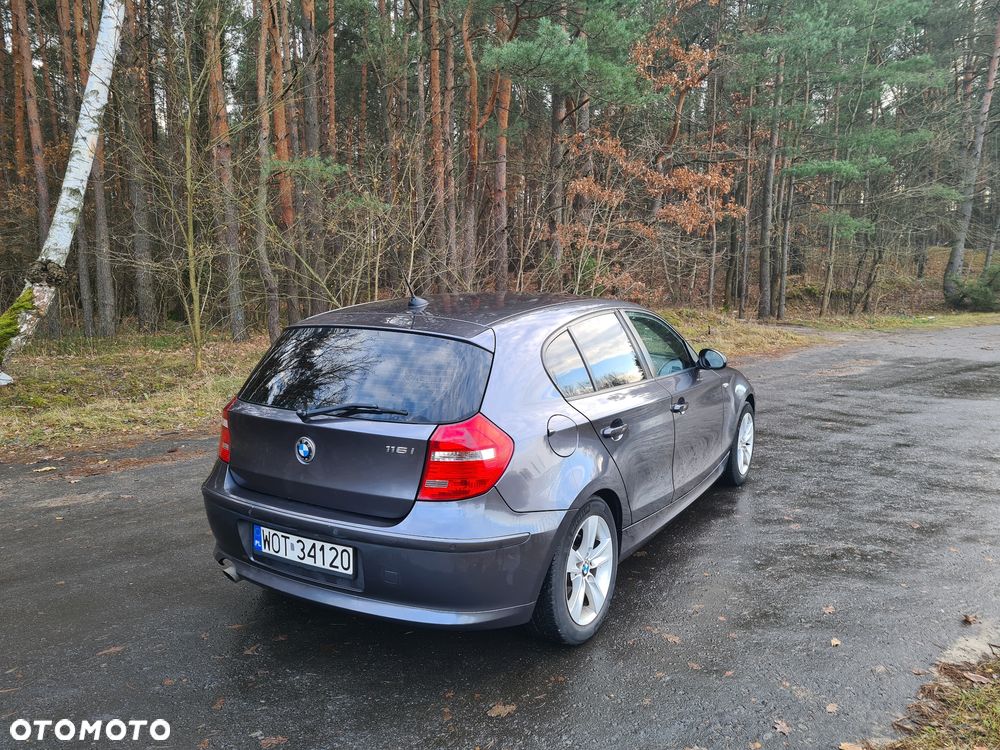 BMW Seria 1 - 2