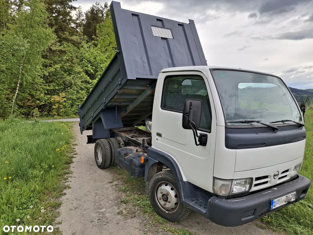 Nissan Cabstar - 2