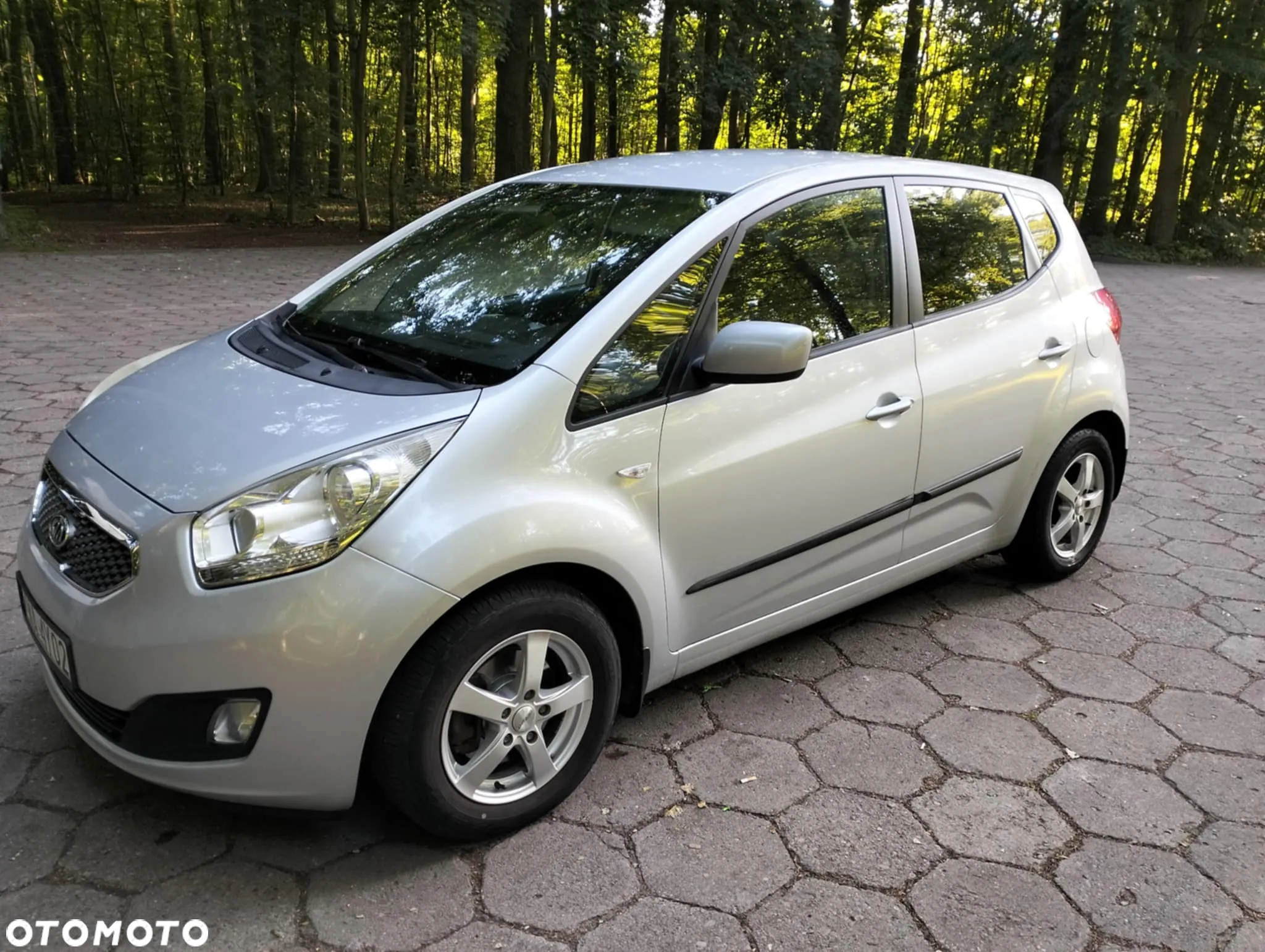 Kia Venga - 5