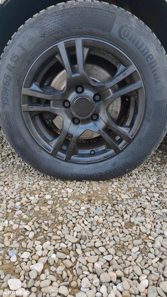 Volkswagen Golf - 14