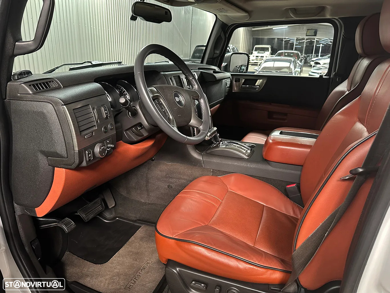 Hummer H2 6.2L V8 SUT - 24