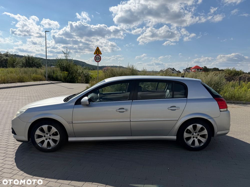 Opel Signum 1.9 CDTI Cosmo - 9