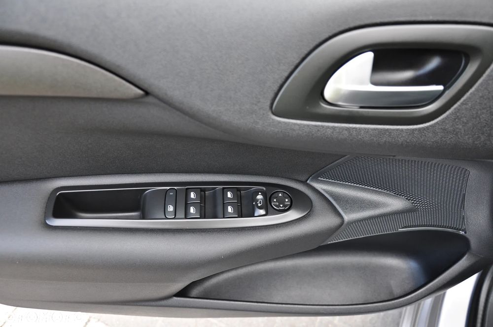 Citroën C4 1.2 e-THP Exclusive - 27