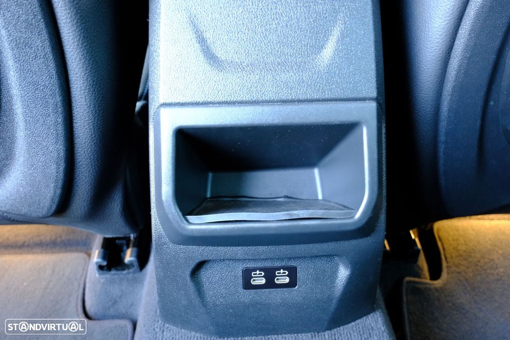BMW 118 i Pack Desportivo M Auto - 26