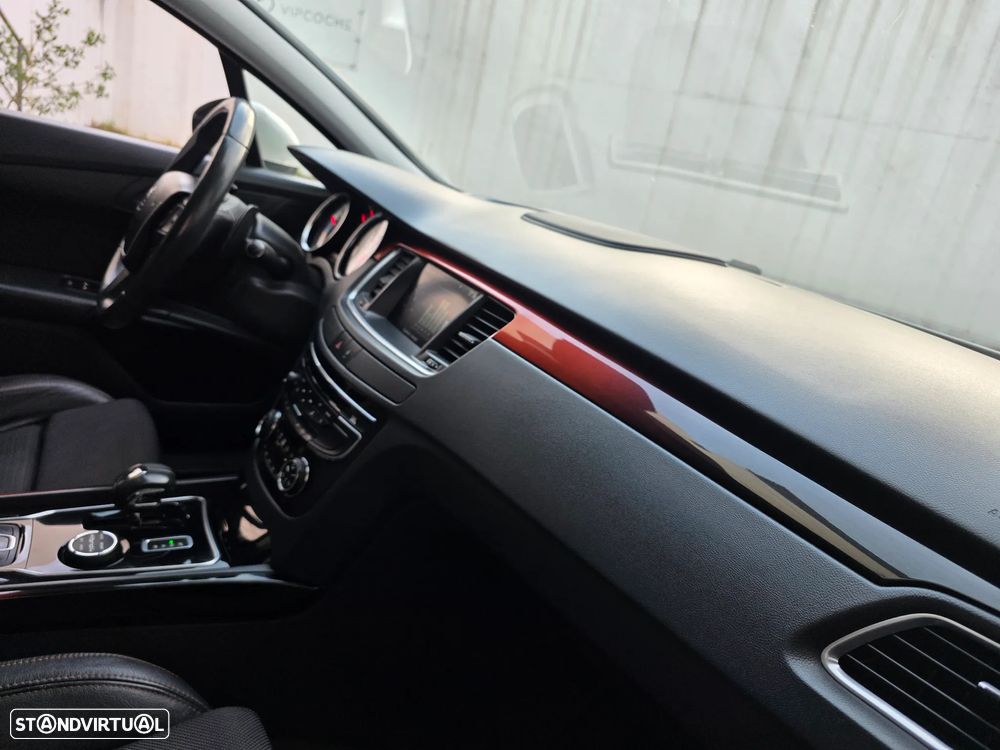 Peugeot 508 RXH 2.0 HDi Hybrid4 Limited Edition 2-Tronic - 43