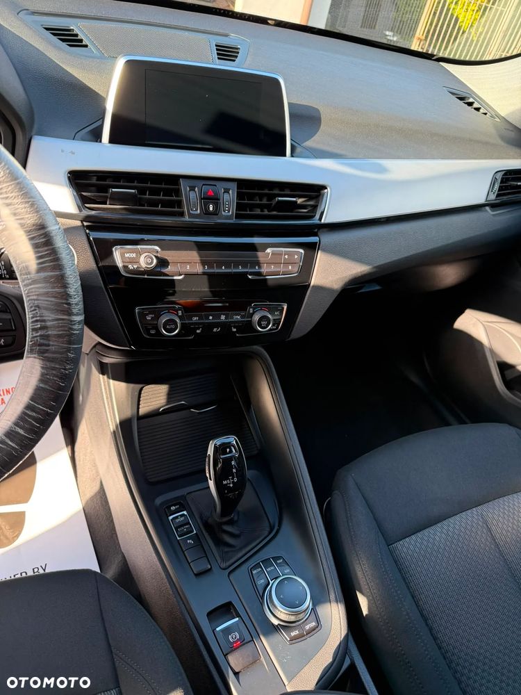BMW X1 sDrive18i GPF - 7