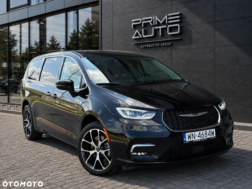 Chrysler Pacifica - 8