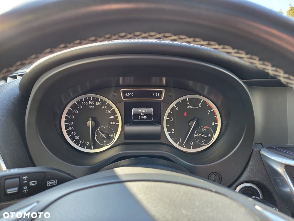 Infiniti Q30 1.6t Premium - 10