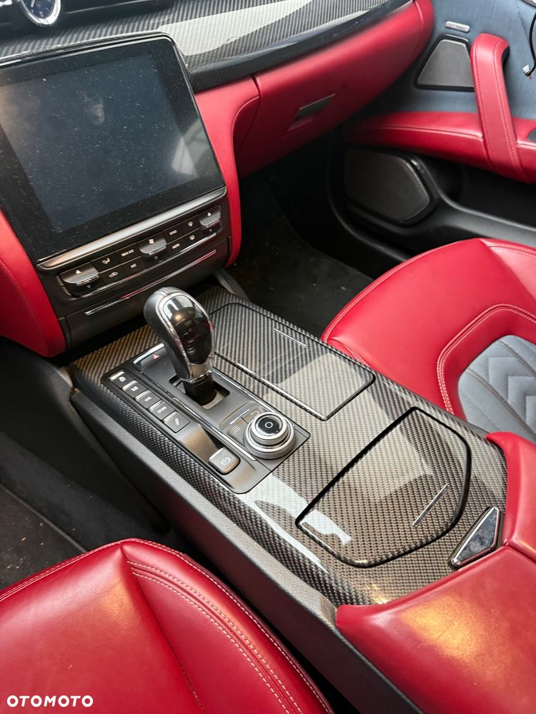 Maserati Quattroporte GranLusso GTS - 7