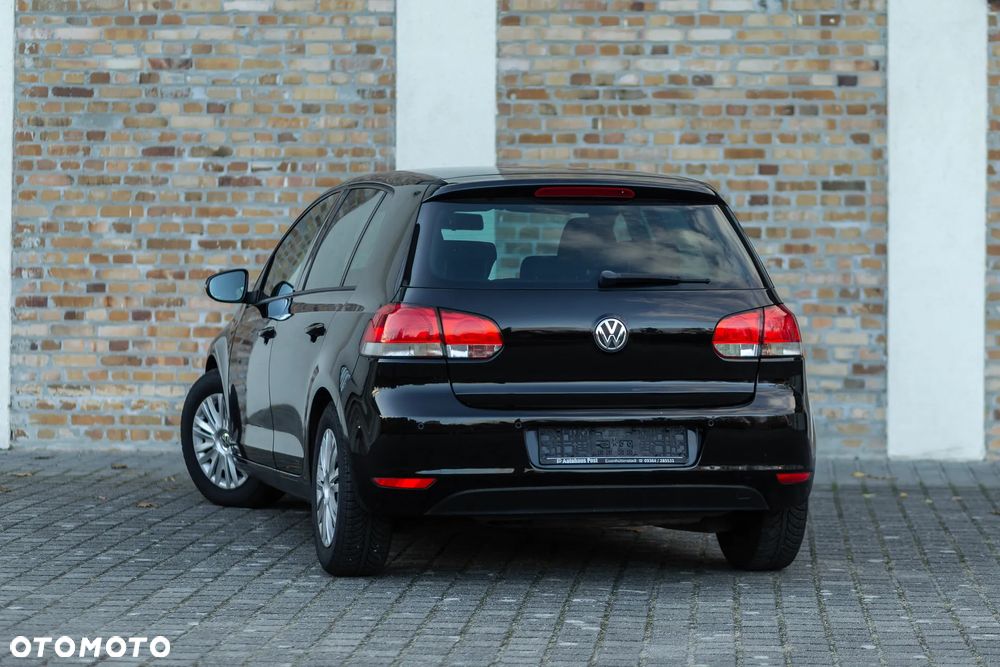 Volkswagen Golf VI 1.6 Comfortline - 16