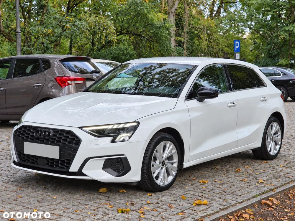 Audi A3 Sportback - 8