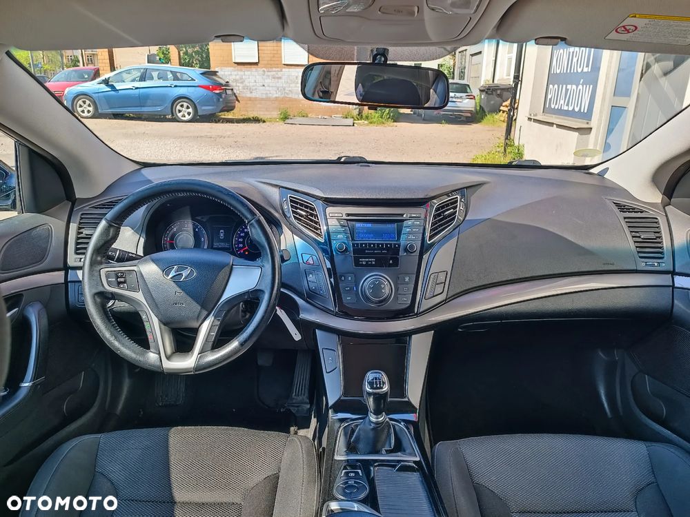 Hyundai i40 Kombi blue 1.7 CRDi Style - 14