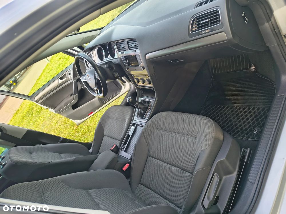 Volkswagen Golf 1.6 TDI BlueMotion Technology Trendline - 13
