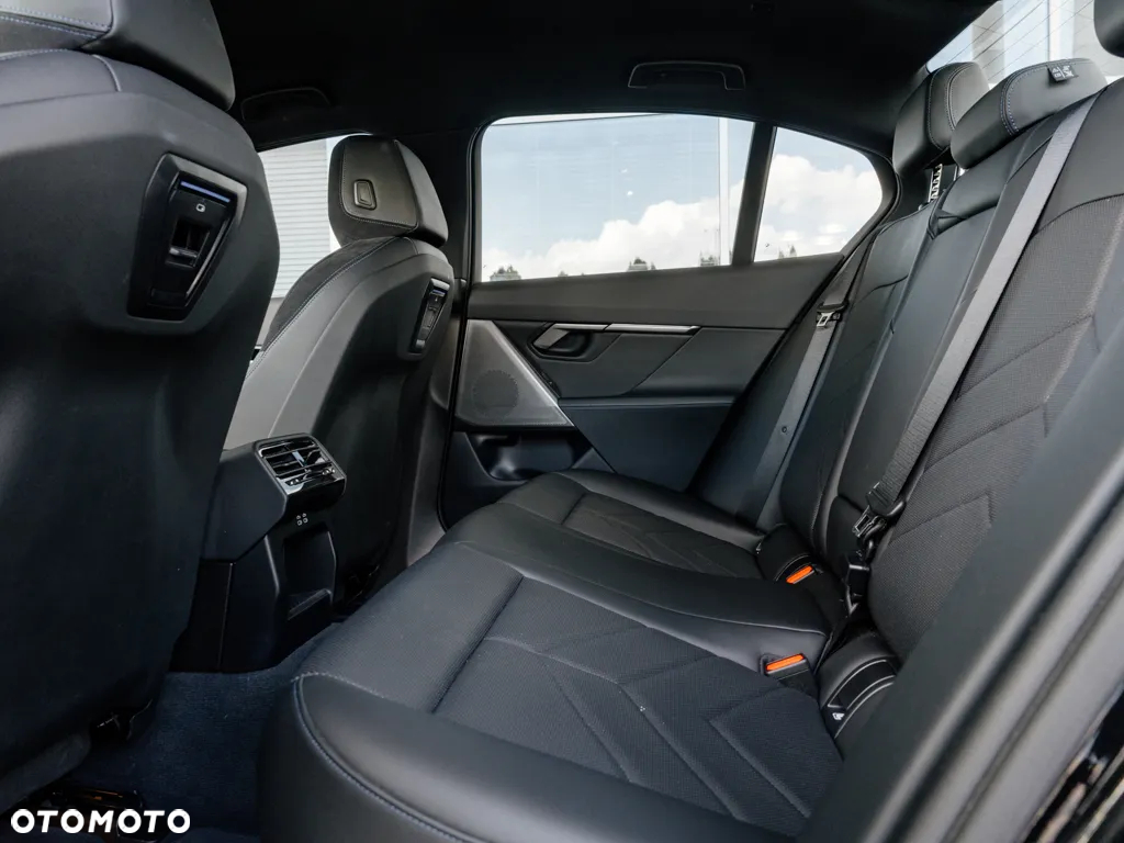 BMW Seria 5 520d - 11