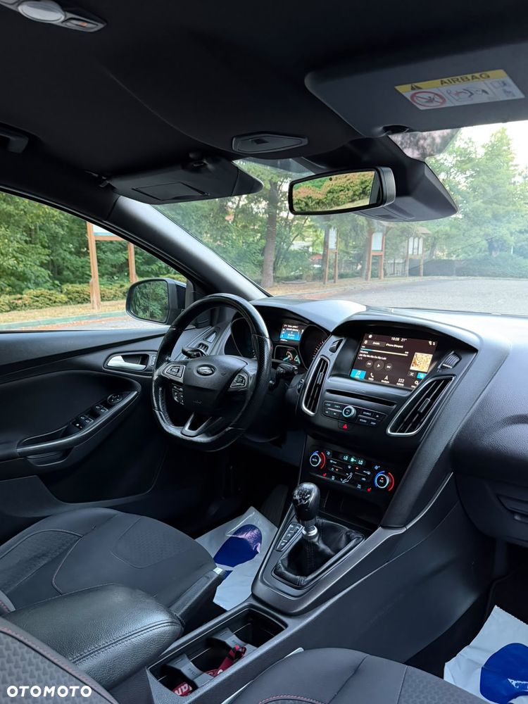 Ford Focus 2.0 TDCi ST-Line Black ASS - 27