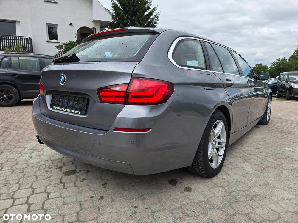 BMW Seria 5 520d Luxury Line - 3