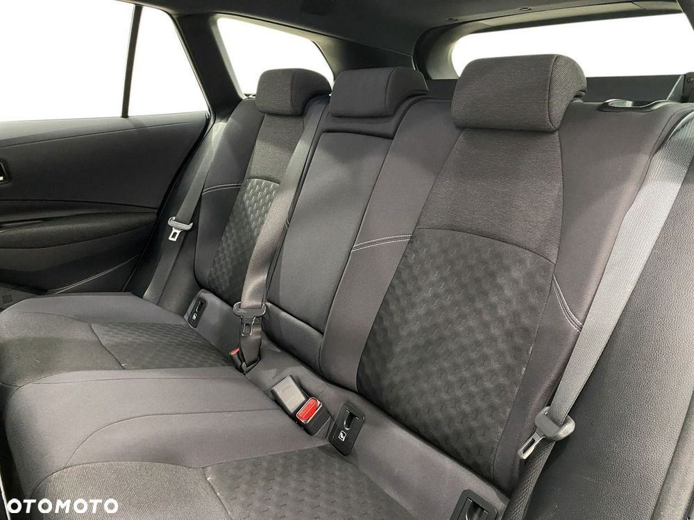 Toyota Corolla - 10