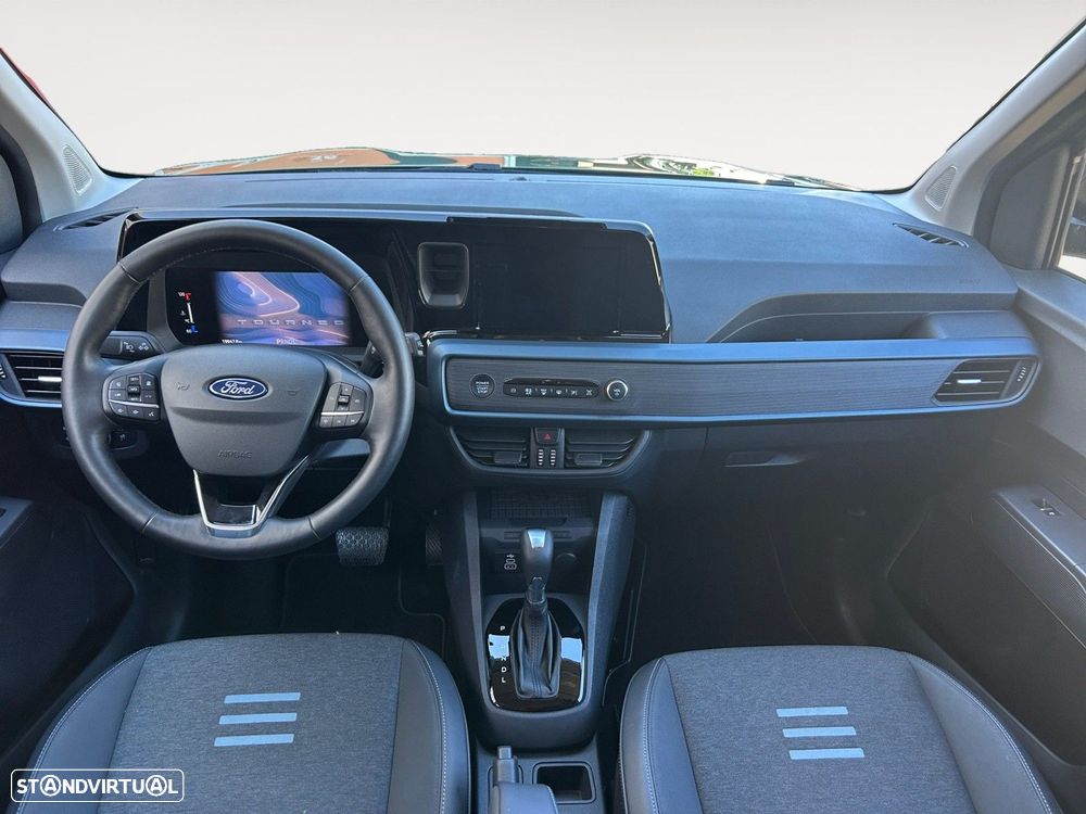 Ford Tourneo Courier 1.0 EcoBoost Titanium DCT - 10