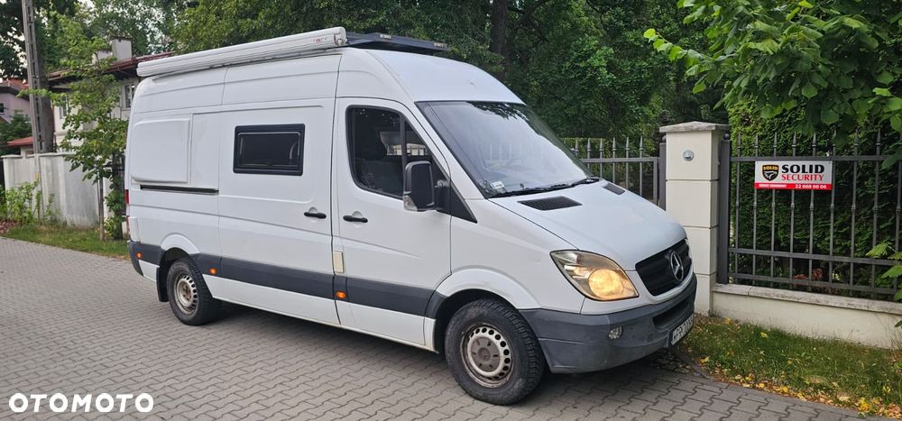 Mercedes-Benz Sprinter - 1