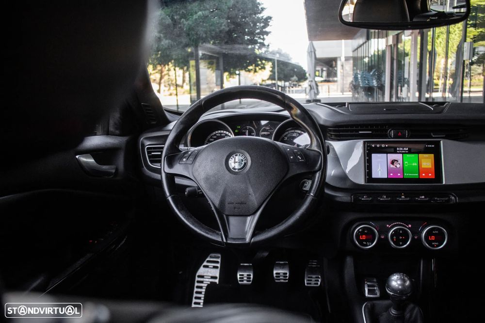 Alfa Romeo Giulietta 1.6 JTDM Distinctive - 26