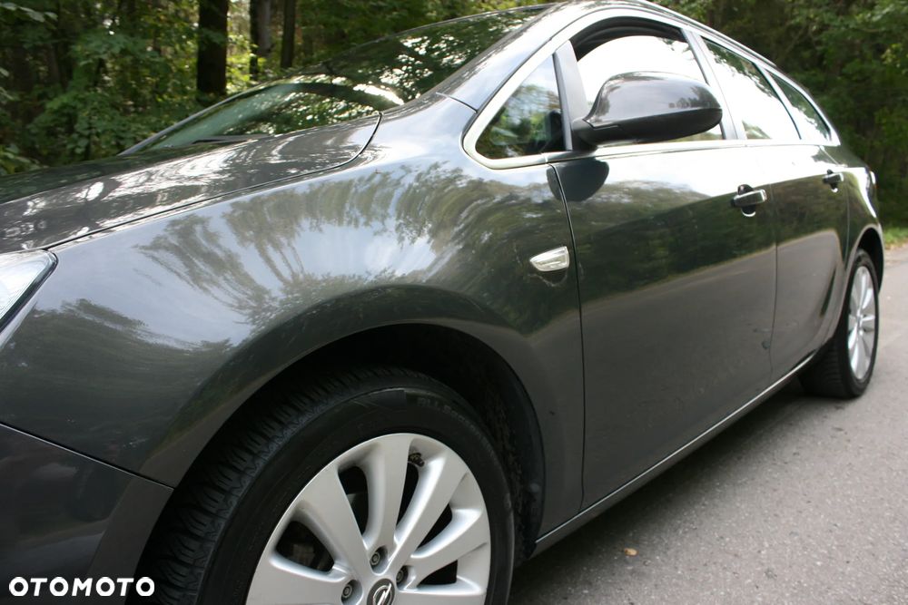 Opel Astra 1.4 Turbo Cosmo - 6
