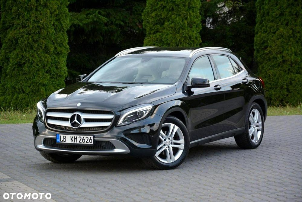 Mercedes-Benz GLA 200 Urban - 2
