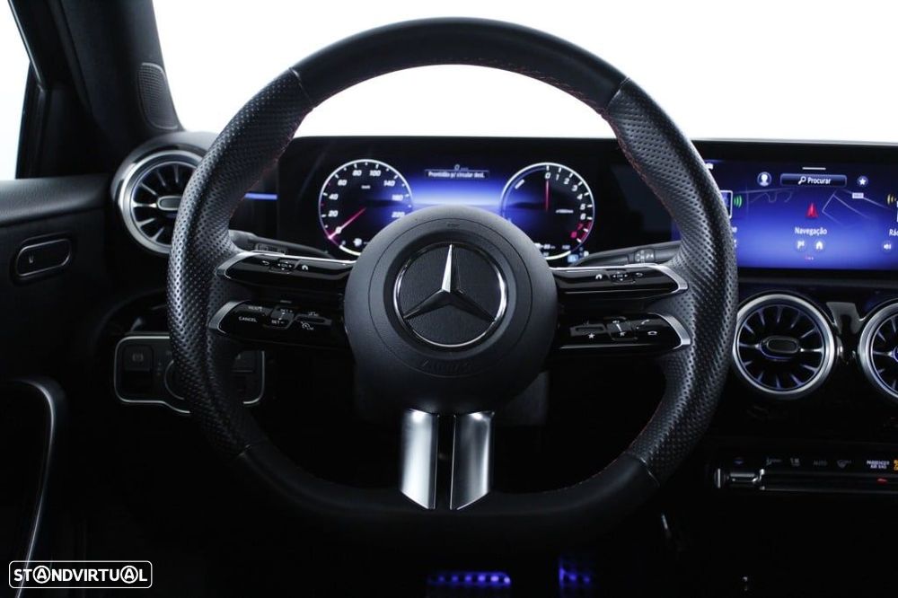 Mercedes-Benz A 250 e - 20