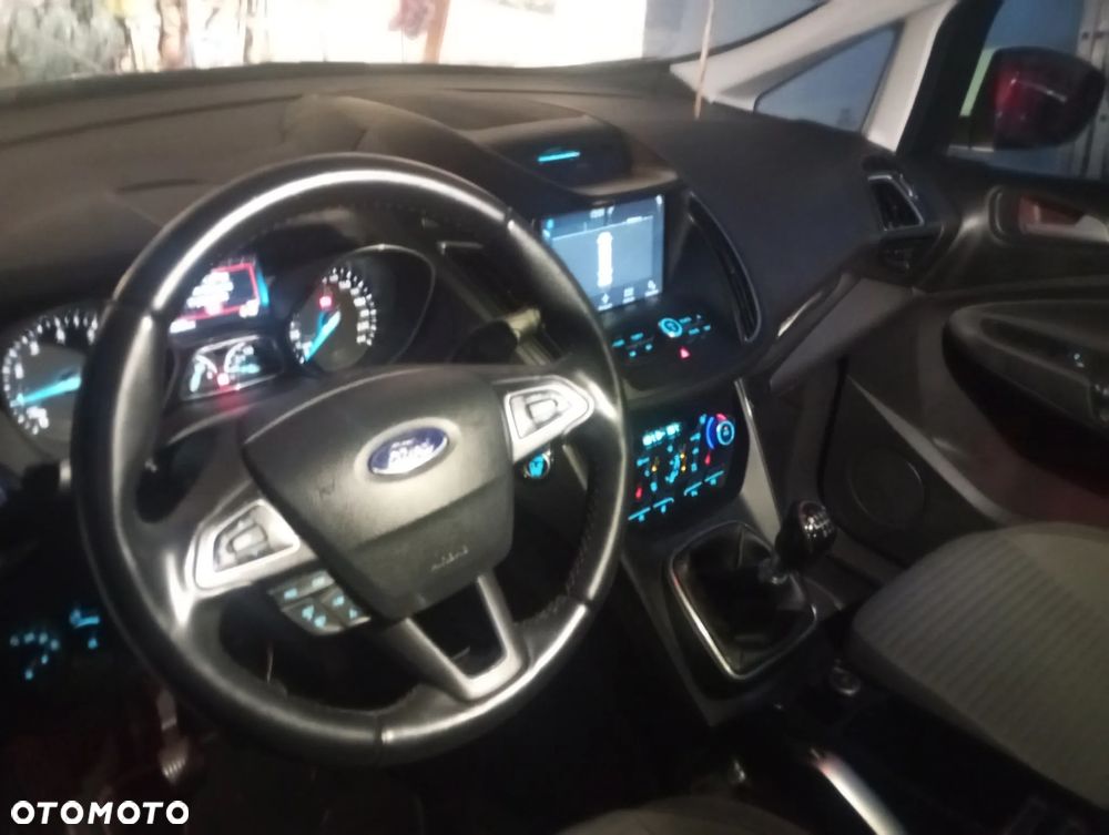 Ford C-MAX 1.5 EcoBoost Start-Stop-System Titanium - 30