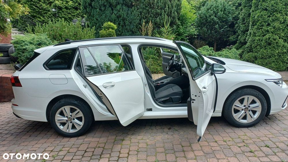 Volkswagen Golf - 38