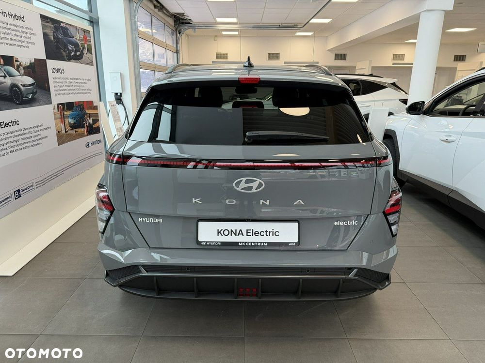 Hyundai Kona - 10