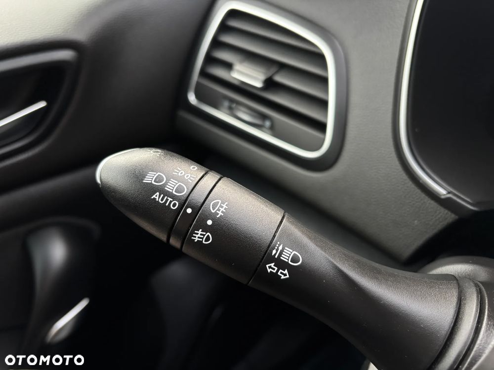 Renault Megane 1.3 TCe FAP Limited - 13