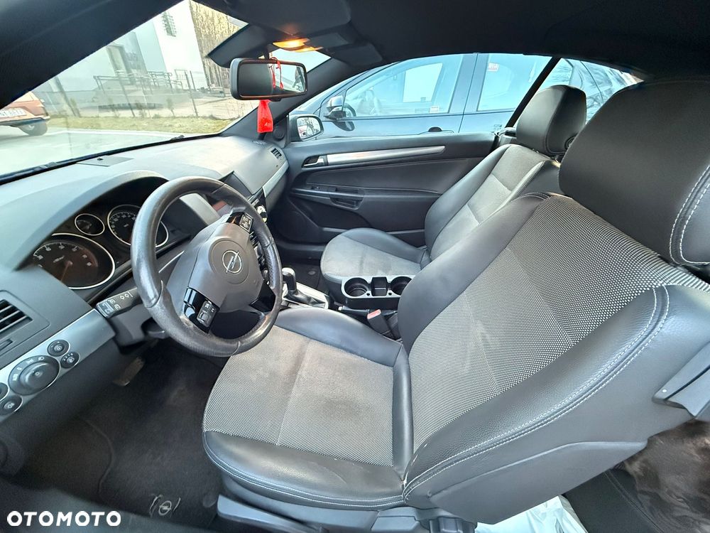 Opel Astra 1.8 Essentia - 7