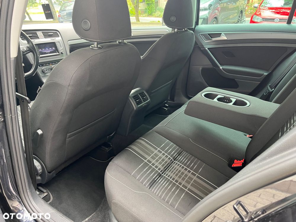 Volkswagen Golf 1.6 TDI BlueMotion Trendline - 24