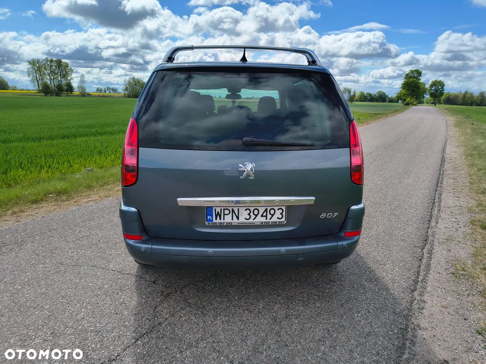 Peugeot 807 HDi 165 Family - 6