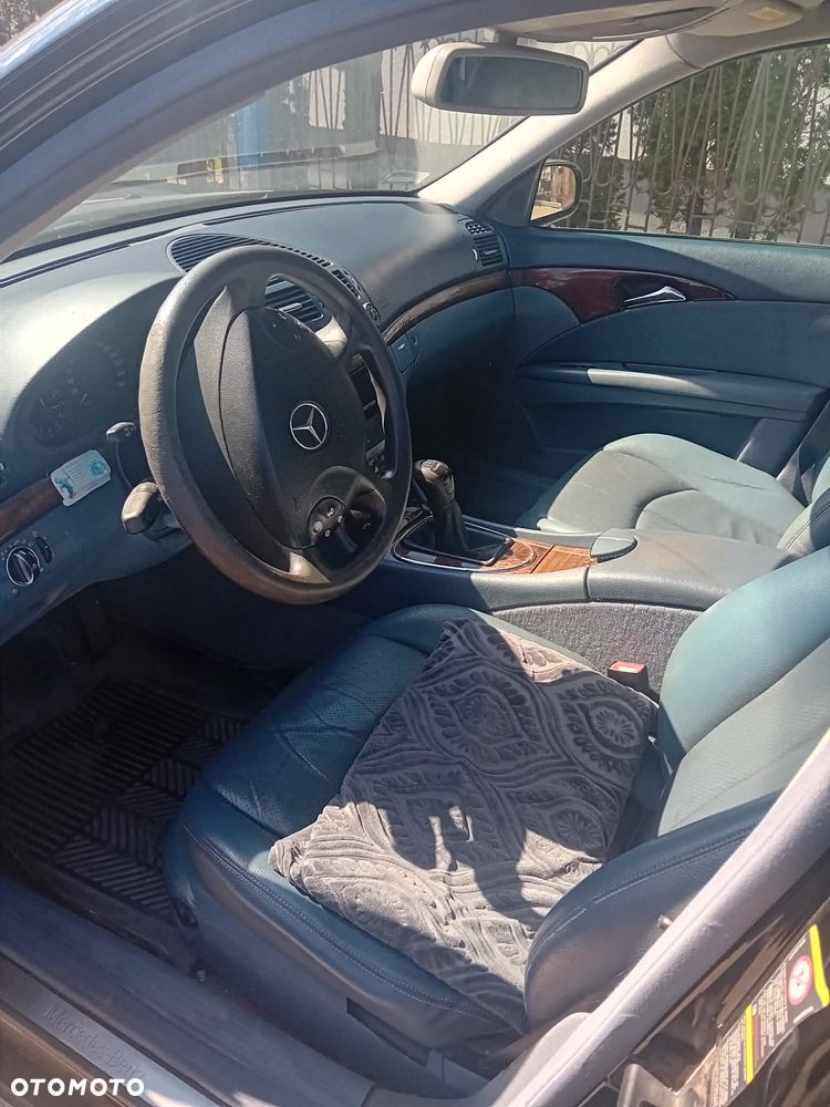 Mercedes-Benz Klasa E 220 CDI Classic - 8
