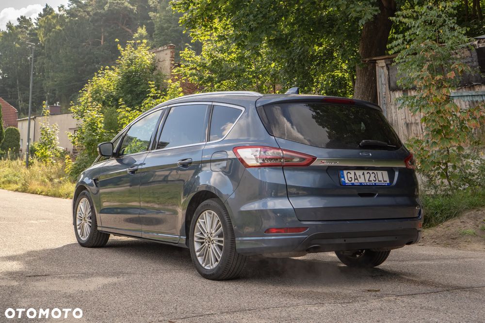 Ford S-Max 2.5 Hybrid Titanium CVT 7os - 8