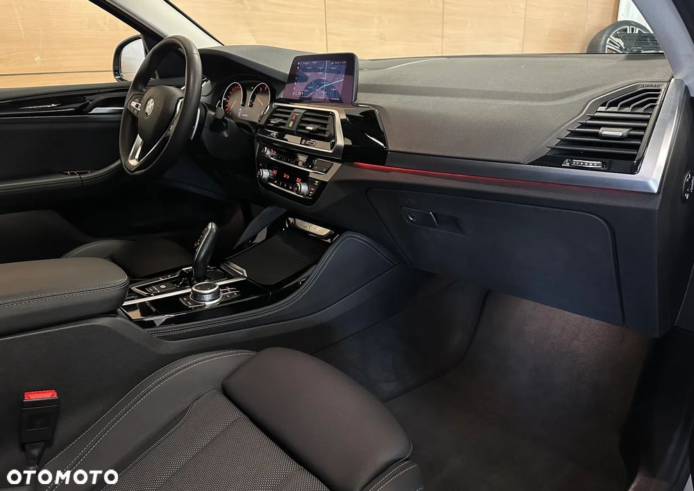 BMW X4 xDrive20i Advantage sport - 8