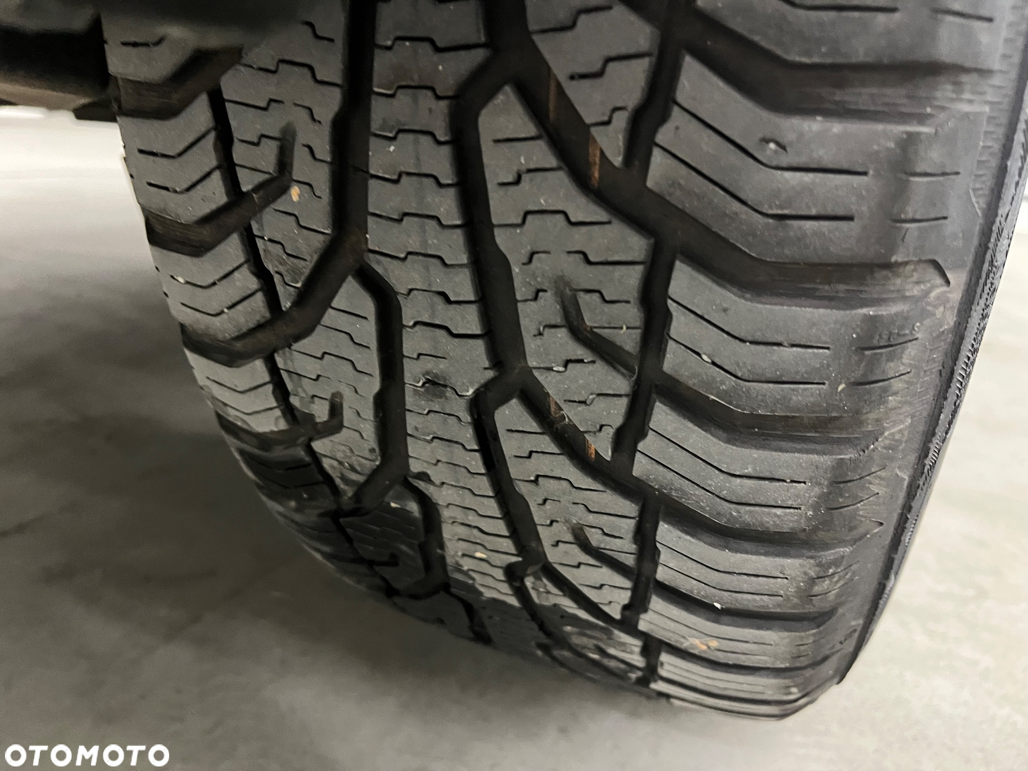 Peugeot 5008 PureTech 130 EAT8 Stop & Start Allure Business-Paket - 30
