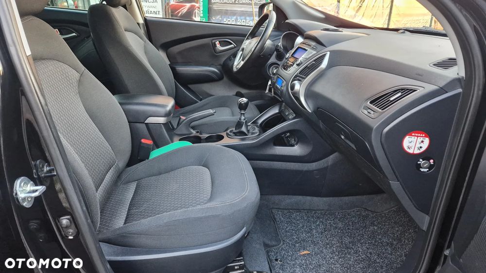 Hyundai ix35 1.6 2WD Fifa World Cup Edition - 30