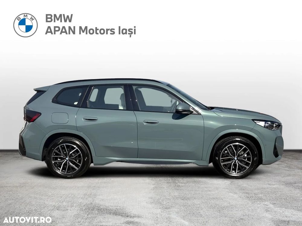 BMW iX1 xDrive30 M Sportpaket - 8