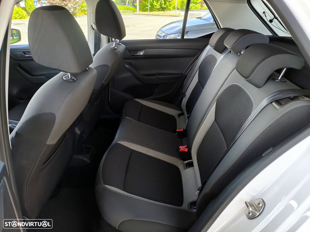Skoda Fabia 1.0 Ambition - 8