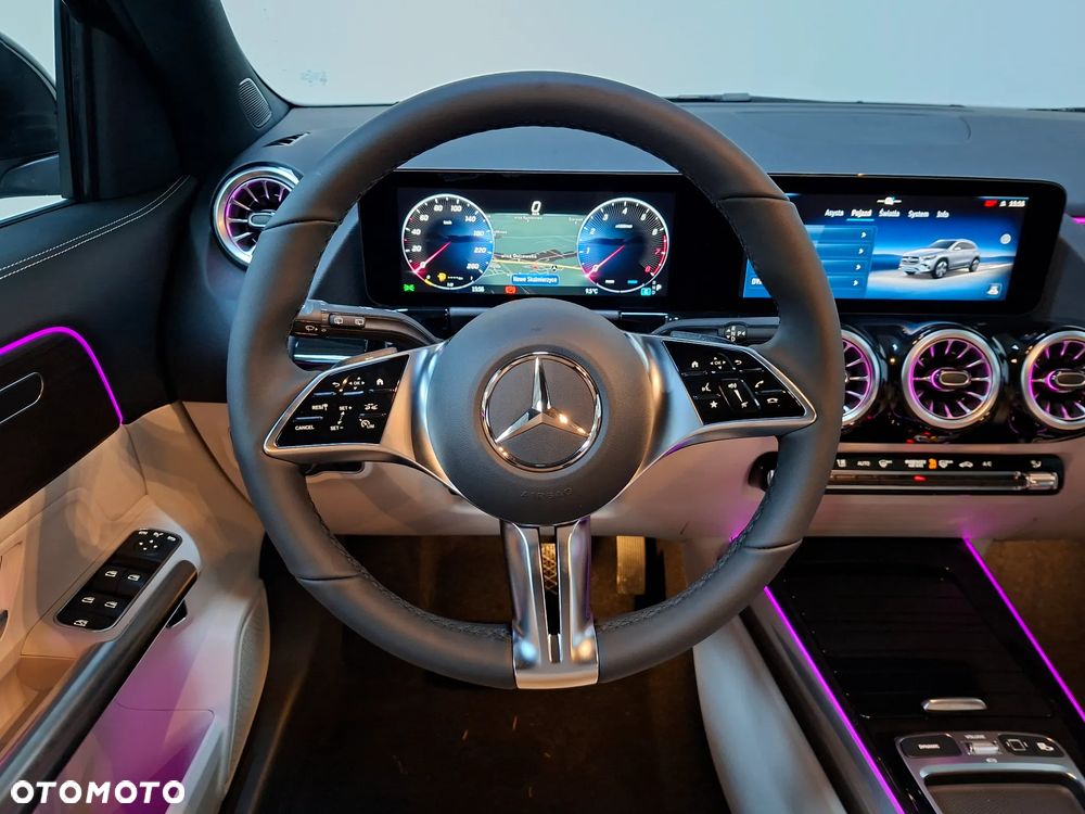 Mercedes-Benz GLA 200 Progressive - 8