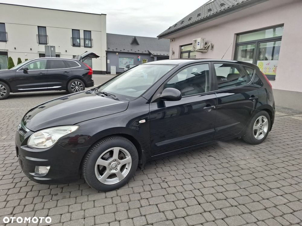 Hyundai i30 1.4 Comfort - 1