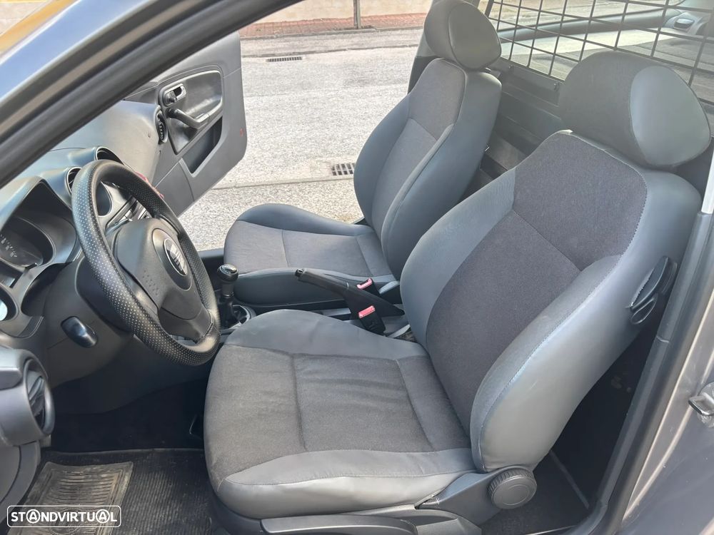 SEAT Ibiza — fotografia 11