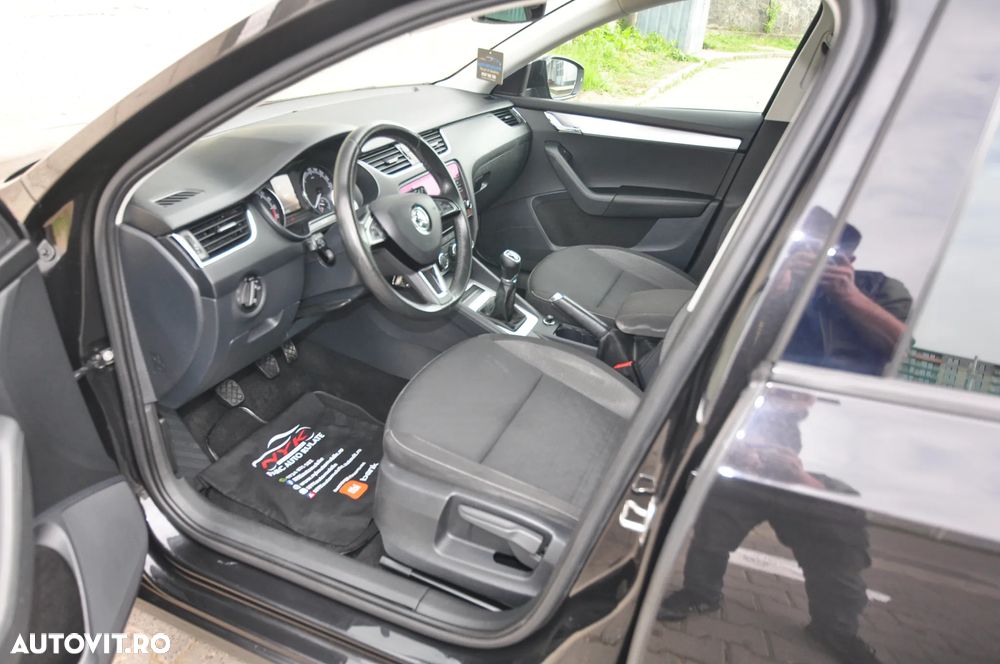 Skoda Octavia 2.0 TDI (Green tec) Ambition - 6